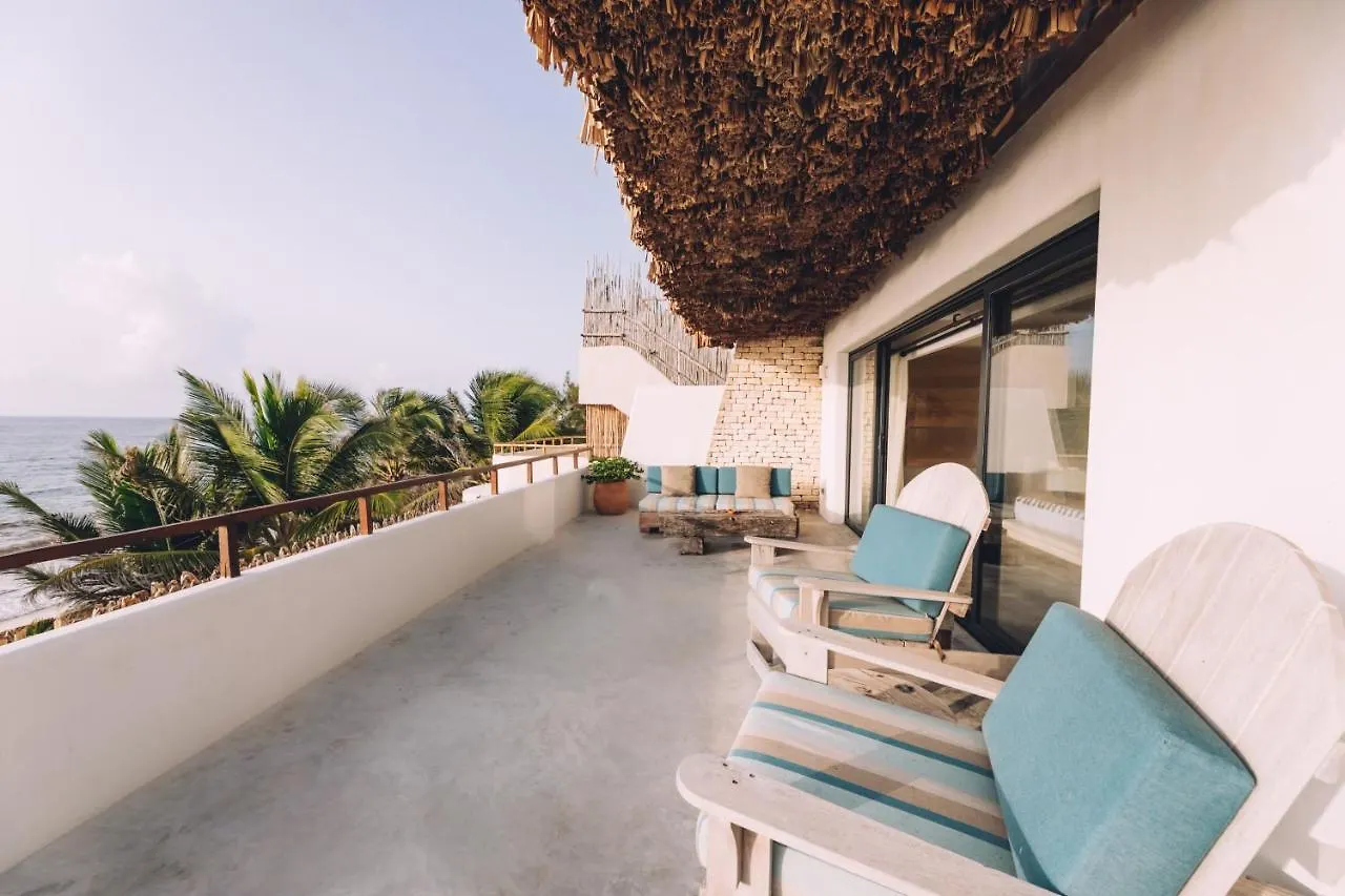 ****  Chiringuito Tulum Hotel Mexico