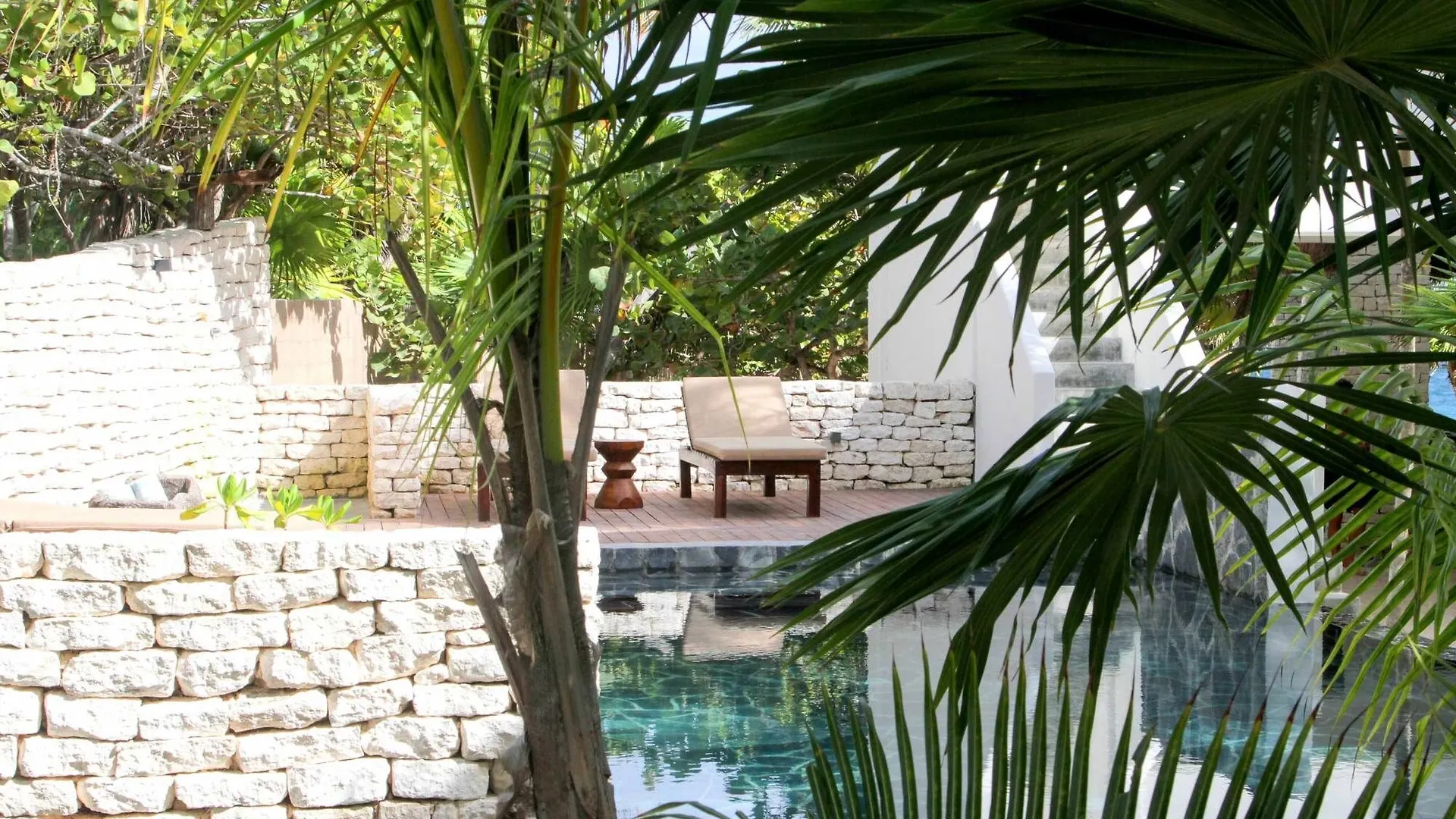 ****  Chiringuito Tulum Hotel Mexico